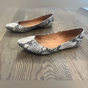 Madewell Snakeskin Print Flats leather size 9